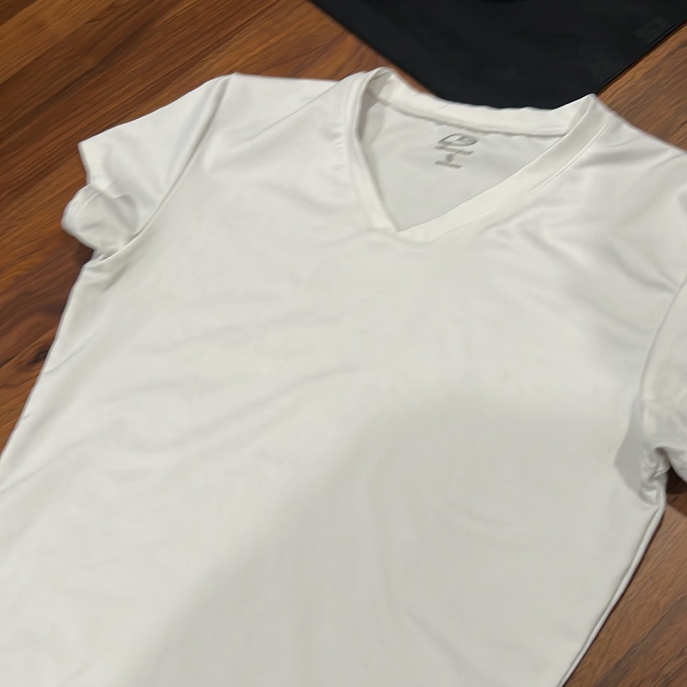 Bundle on small champion workout tops - Picture 6 of 6